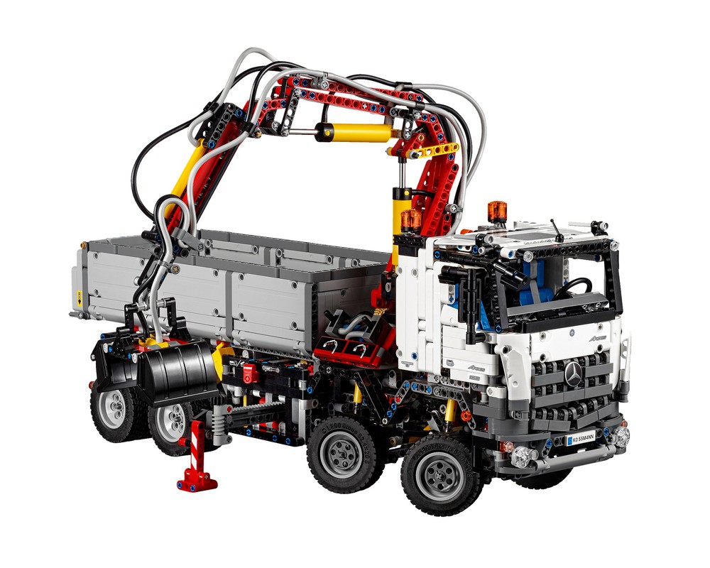 LEGO 42043 The Arocs Truck with LED Light Kit