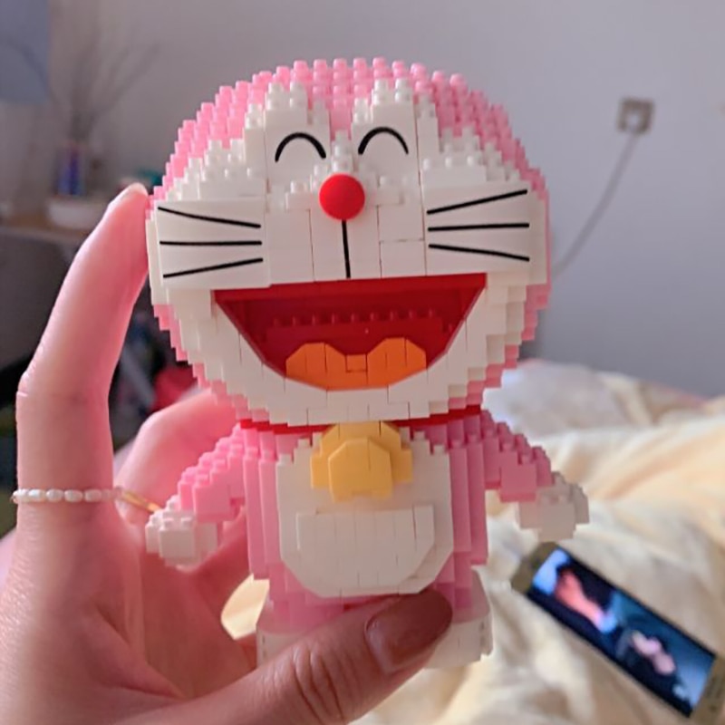 LP 200562 Pink Doraemon