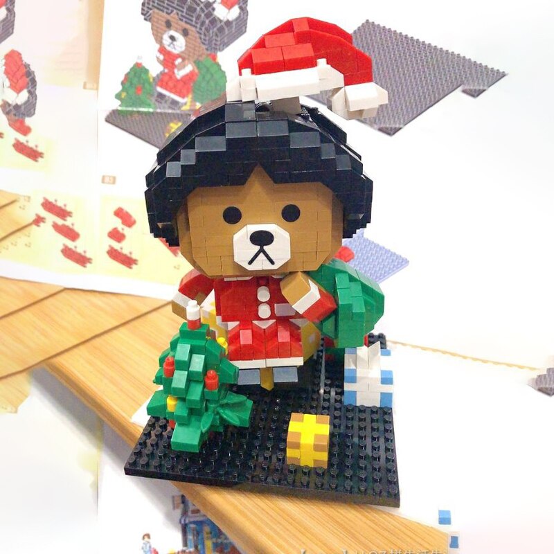 LOZ 9276 Christmas Bear Boy in Santa Claus Coat with Gifts LOZ 9276 Christmas Bear Boy in Santa Claus Coat with Gifts