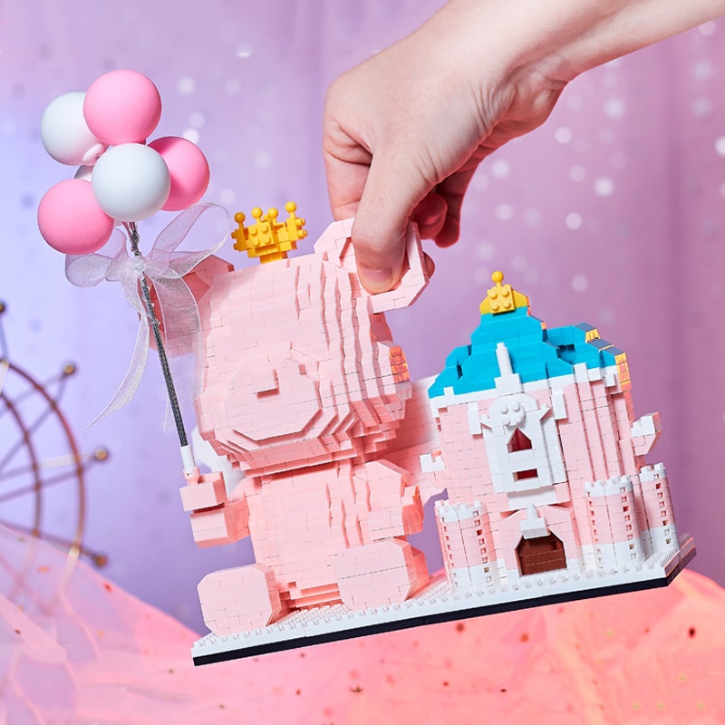 HC Magic 6904 Angel Bear Holding Balloon and Castle Pen