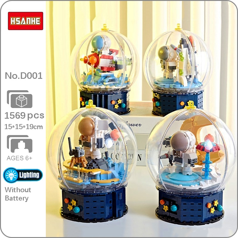 Hsanhe D001 Astronaut in Crystal Ball with LED Light