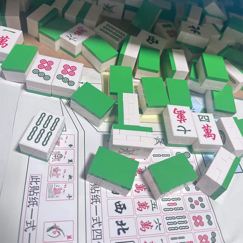 Moyu 97049 Chinese Traditional Mahjong Dice Set Table Game Model Moyu 97049 Chinese Traditional Mahjong Dice Set Table Game Model