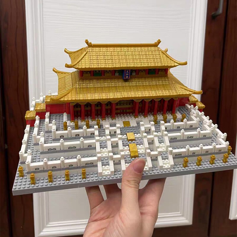 YZ 66536 World Architecture Hall of Supreme Harmony Palace Model