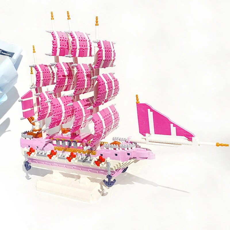 Moyu 97001 Pink Love Sailboat Pirate Ship Boat I Love U Moyu 97001 Pink Love Sailboat Pirate Ship Boat I Love U